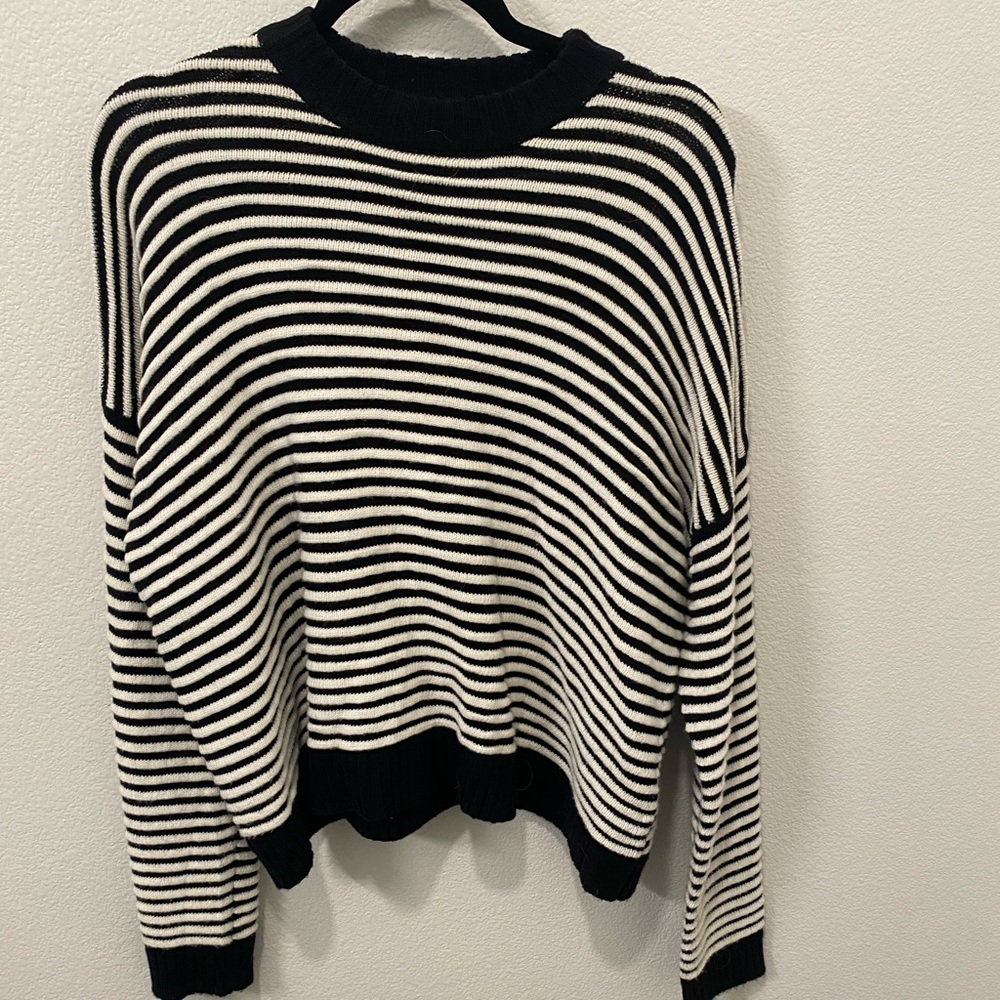 Forever 21 Sweater
